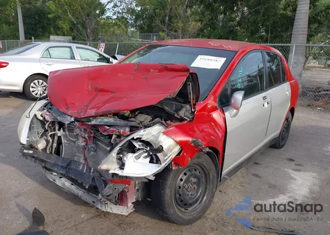 2011 Nissan Versa 1.8S z USA, uszkodzony, nr VIN 3N1BC1AP6BL403488